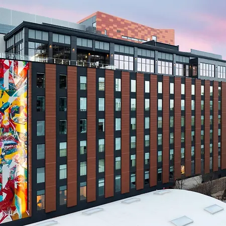 Moxy Madison Downtown Hotel